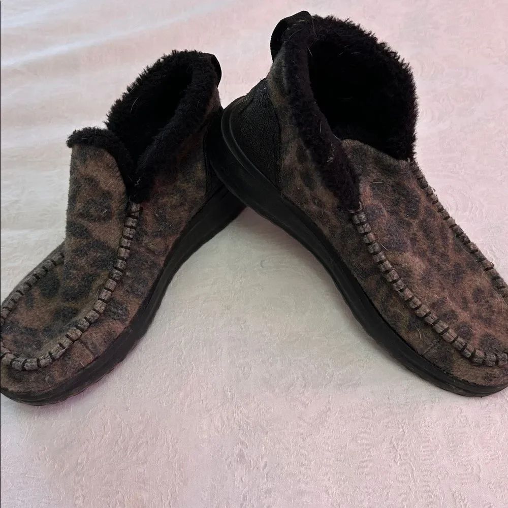 Hey Dude Denny Leo Leopard Print Fur-Lined Size 8